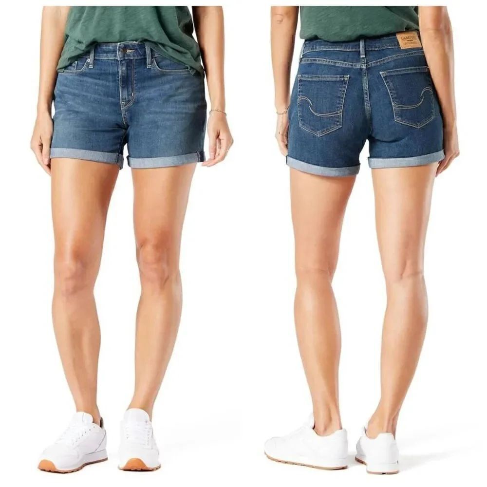 Signature by Levi Strauss & Co. Gold Label Mid Rise Denim Shorts Size 28